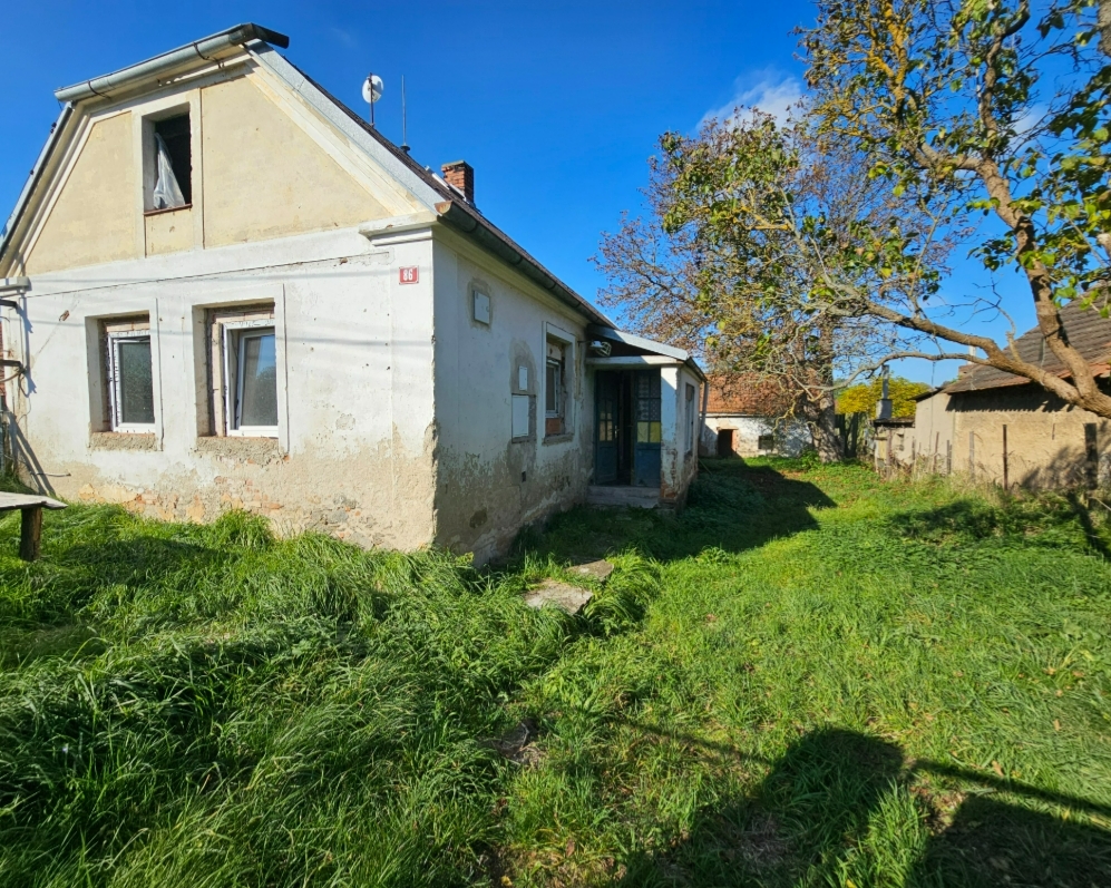 Dům 2+1 pozemek 606 m2 Neurazy okr. Plzeň Jih